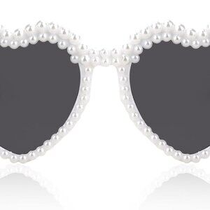 Love Heart Pearl Sunglasses Women UV400 Protection Bachelorette Party Bride